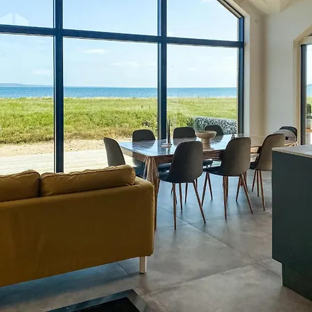 Semesterbostad 4 Bedroom Amazing In *