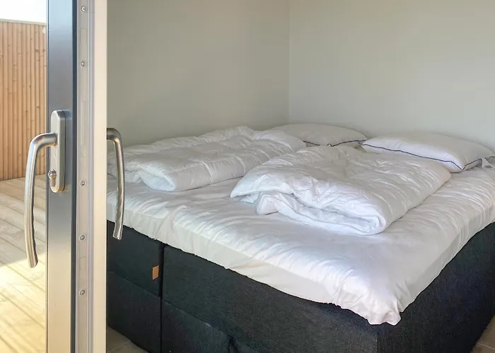 4 Bedroom Amazing In 프레데리치아